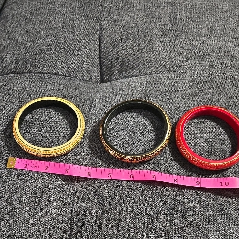 Elegant Multicolor Bangle Set - Picture 5 of 5